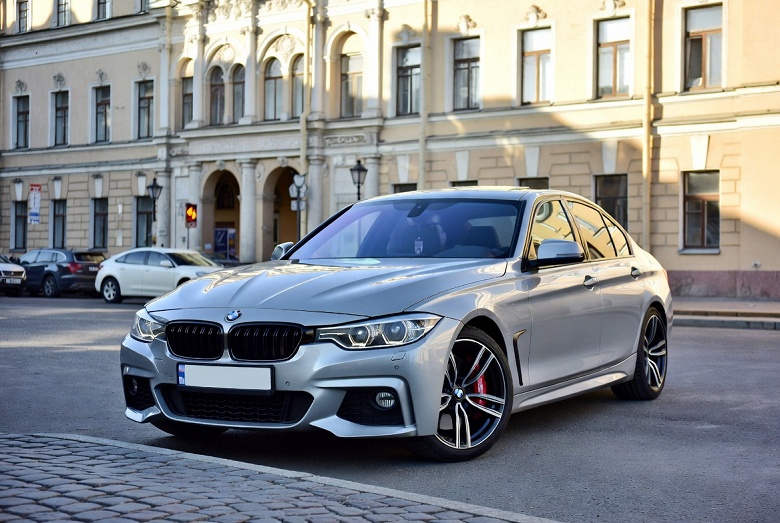 BMW влетел в топ-3 премиального сегмента Санкт-Петербурга, опередив Tank,&nbsp;Exeed и Li Auto